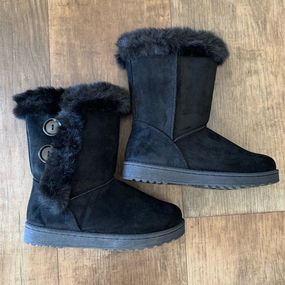 New SO abigail black faux fur lined boots button side - Picture 1 of 5